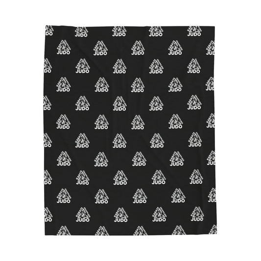 Black Holy Ground Triangle Blanket